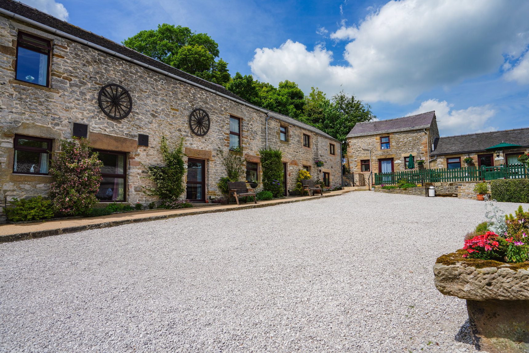 Bakewell Cottages, Dogs welcome Peak District, Derbyshire